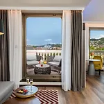 Hotel Nyx By Leonardo 4*