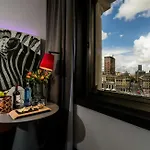 Nyx By Leonardo Bilbao