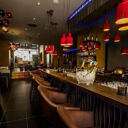 Nyx By Leonardo Bilbao