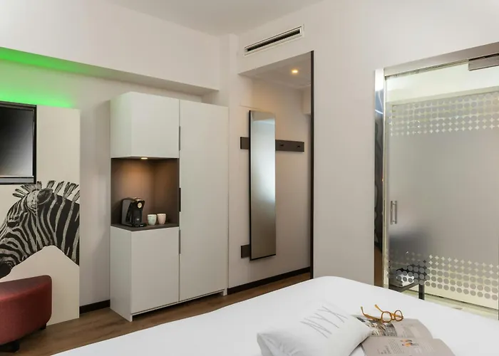 Hotell Nyx By Leonardo 4*