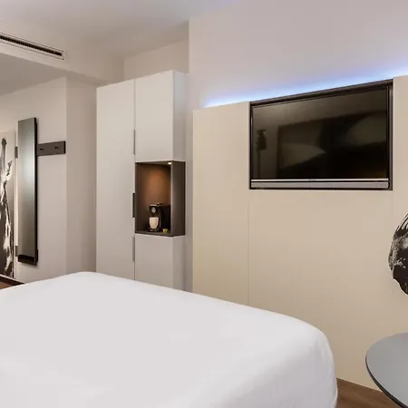 Nyx By Leonardo Hotell 4*