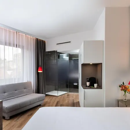 Hotell Nyx By Leonardo 4*